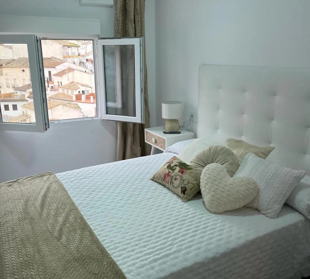 Apartamento El Patio. Setenil De Las Bodegas Spain